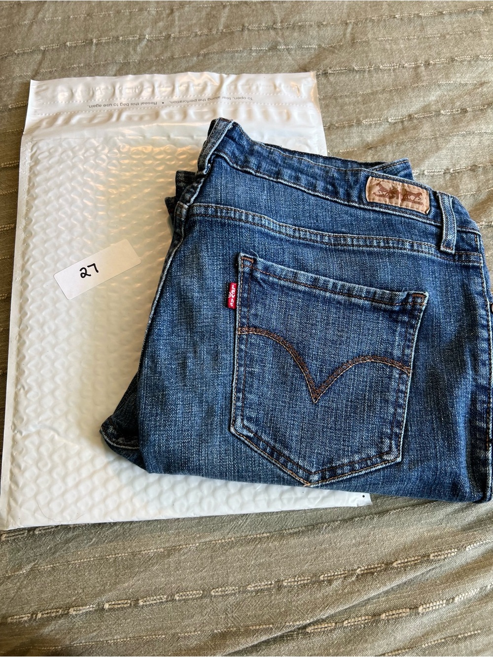 Levi's Blue Denim Jeans - Mid Rise Skinny